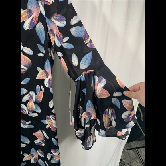 NWT Nicole Miller NY Long‎ Ruffle Sleeve Dress 2 - Picture 7 of 12